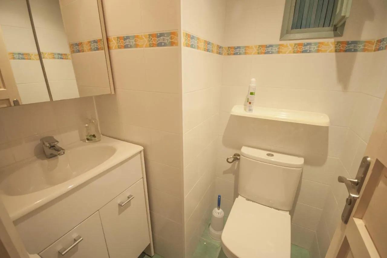 1Med 12 - Pals Apartment